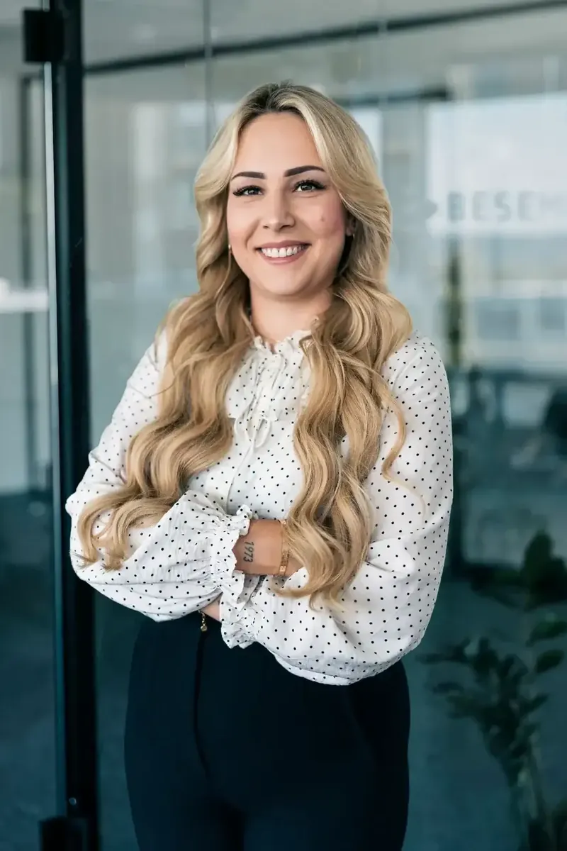 Foto von Laura Bese, Assistenz der Geschäftsführung bei der Bese Media GmbH